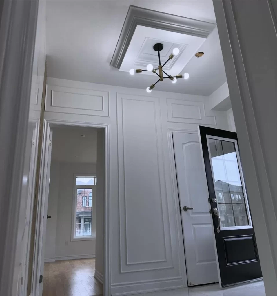 Wainscoting panels, Wainscoting installation, Modern wainscoting ideas, Wall paneling vs wainscoting, Custom wainscoting design, Wainscoting installation Brampton, Custom wainscoting Mississauga, Wall paneling services GTA.