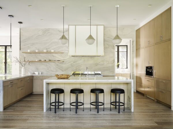 How Much Does a Kitchen Renovation Cost in Canada in 2025? - LIFETIME ...