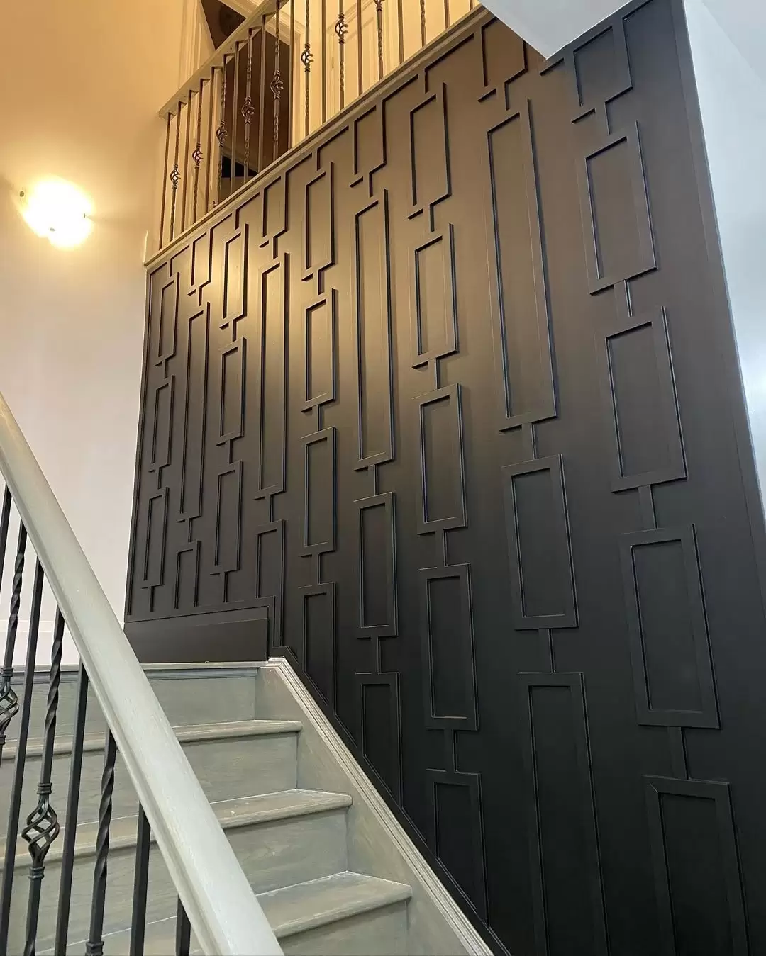 Wainscoting panels, Wainscoting installation, Modern wainscoting ideas, Wall paneling vs wainscoting, Custom wainscoting design, Wainscoting installation Brampton, Custom wainscoting Mississauga, Wall paneling services GTA.