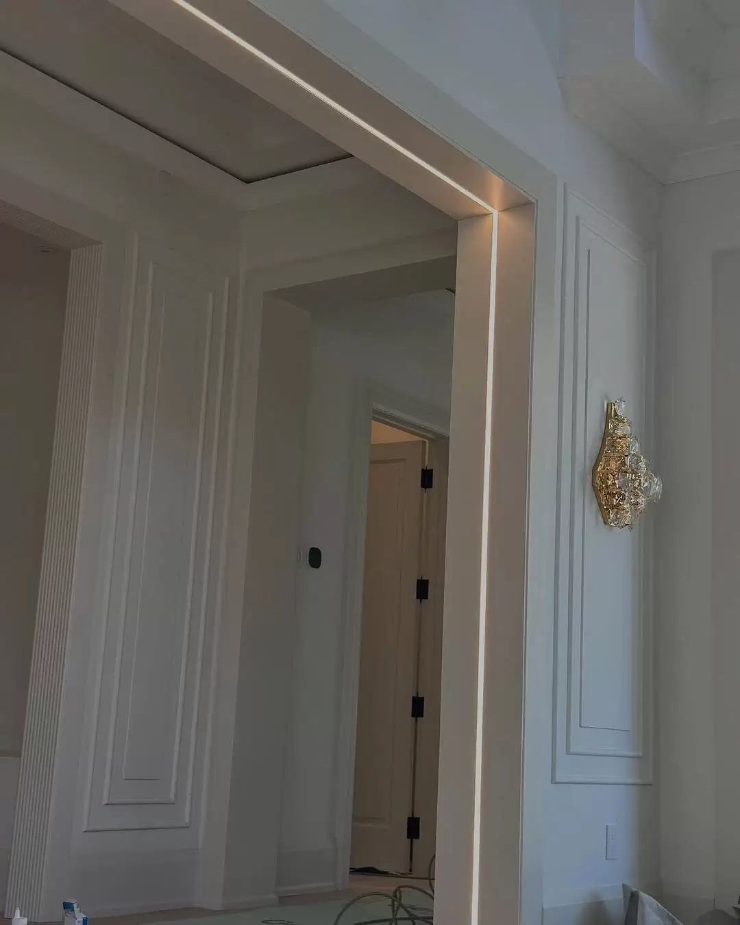Wainscoting panels, Wainscoting installation, Modern wainscoting ideas, Wall paneling vs wainscoting, Custom wainscoting design, Wainscoting installation Brampton, Custom wainscoting Mississauga, Wall paneling services GTA.